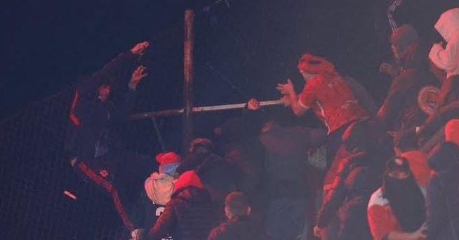 Caos en Avellaneda: Independiente vs U de Chile de la Copa Sudamericana suspendido por violencia extrema